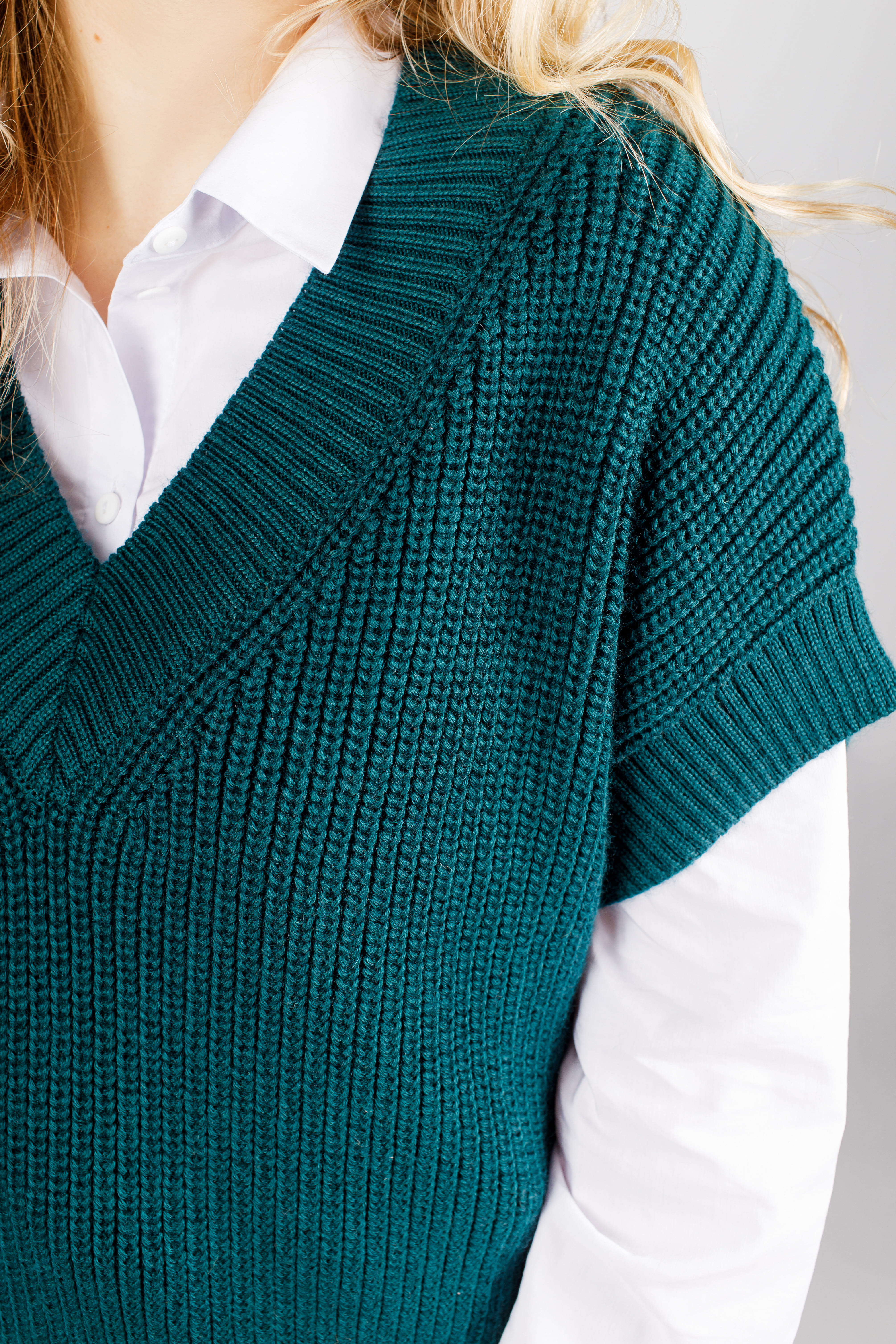 картинка Жилет женский «Дария-1» (морской) от магазина Одежда+